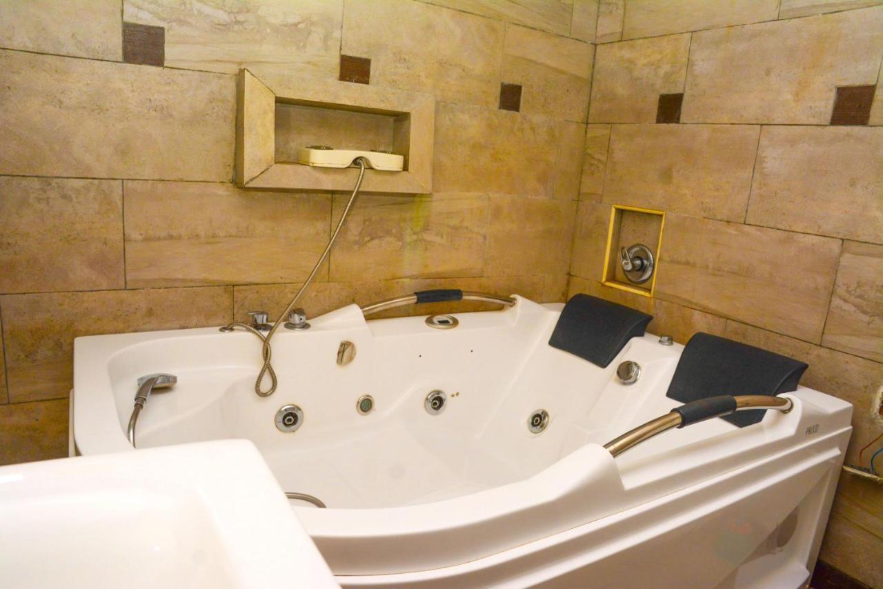 Connecting Lagos Suites Buitenkant foto